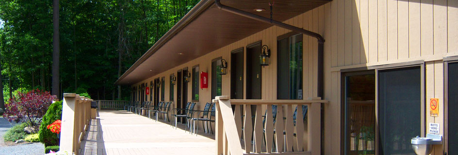 Room and Rates for the Tall Pines Motel in Lake George, NY